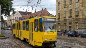 Фото до матеріалу: У Львові на десять днів курсуватиме мистецький трамвай