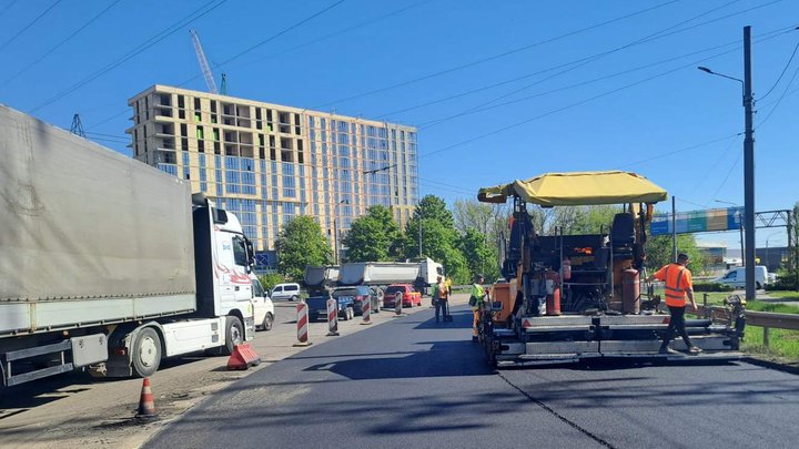 Фото до матеріалу: На Волині відновили 37 тис. м² асфальту: де працювали дорожники