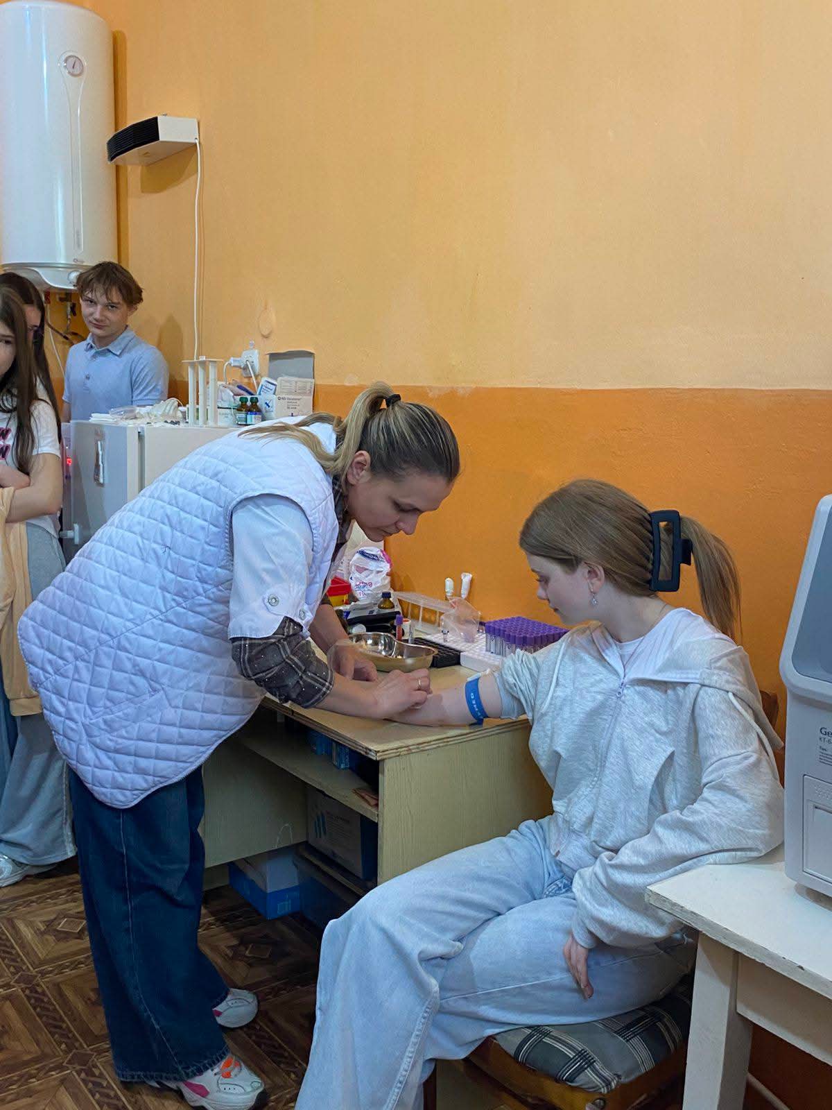 Фото до матеріалу: У Врадіївці школярі побачили, як працюють лікарі сімейної практики