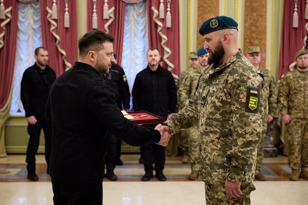Фото до матеріалу: Прикордоннику з Любомльщини Олександру Оліфіренку присвоїли звання Героя України