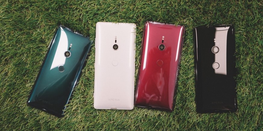 Фото до матеріалу: Sony представила новий флагман Xperia XZ3 з екраном OLED та унікальним керуванням