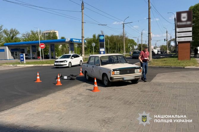 Фото до матеріалу: У Черкасах 13-річний хлопець травмувався в ДТП з легковим автомобілем