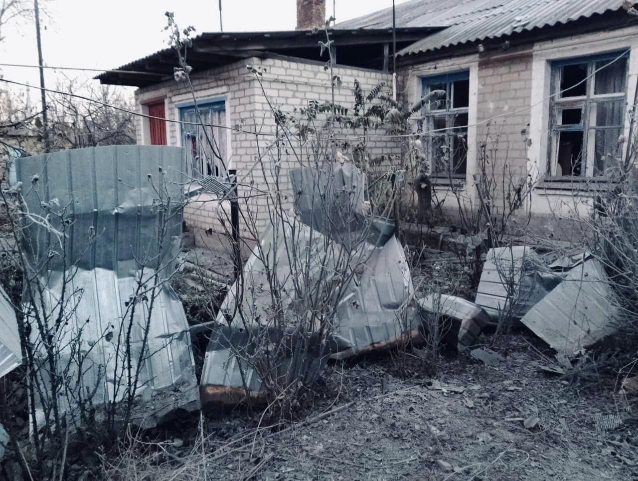Фото до матеріалу: Окупанти обстріляли Нікопольський район: пошкоджено будинки та інфраструктуру