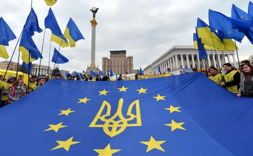 Фото до матеріалу: Київ відзначає День Європи майже 50 заходами