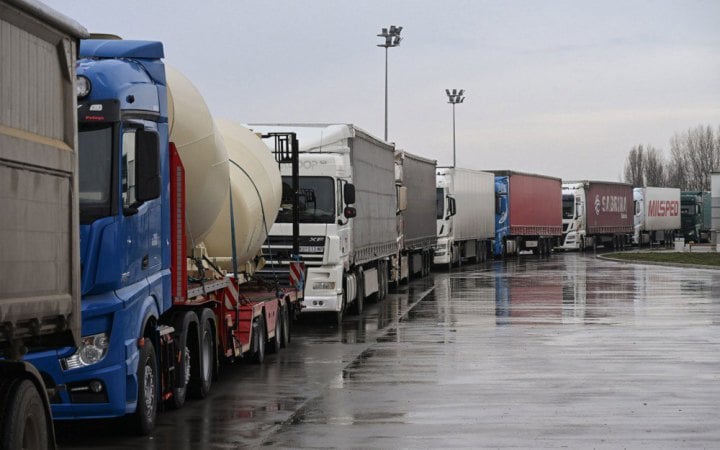Фото до матеріалу: Україна та Боснія і Герцеговина домовилися про транспортний безвіз