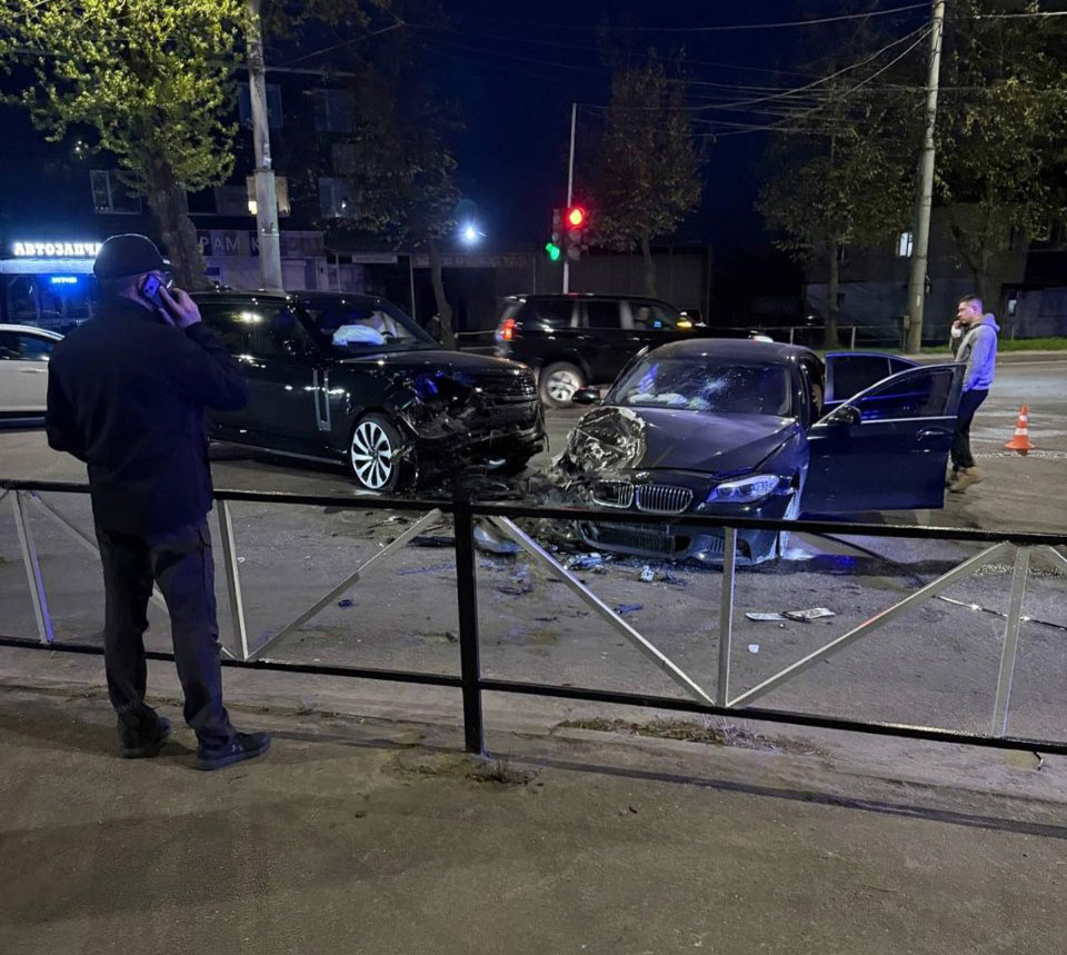 Фото до матеріалу: Народний депутат Сергій Лабазюк потрапив у ДТП в Хмельницькому