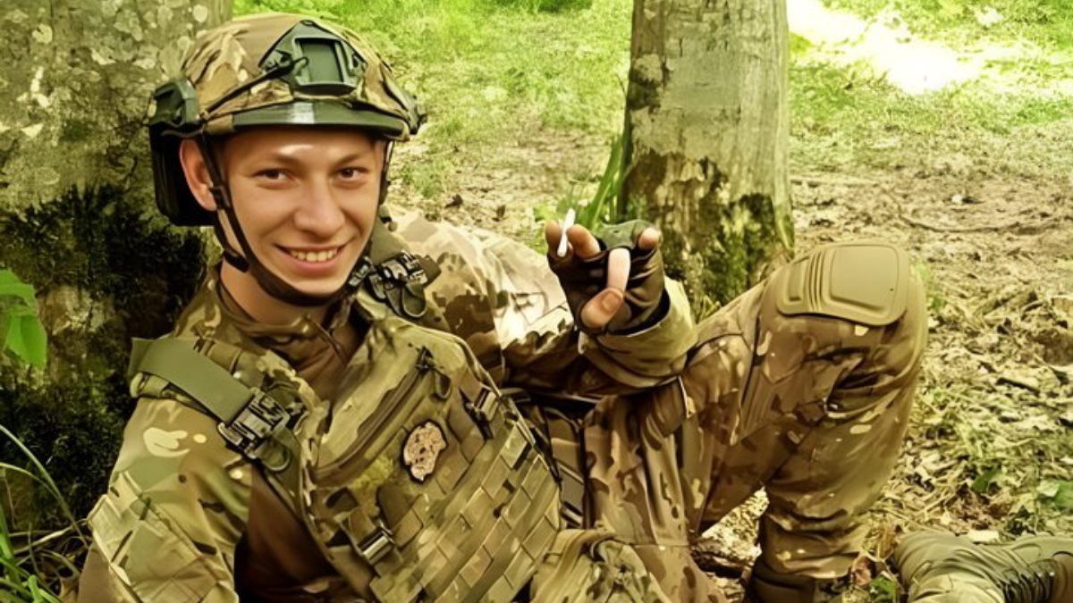 Фото до матеріалу: Ветеран з Івано-Франківська після 13 операцій і ампутації навчився допомагати іншим