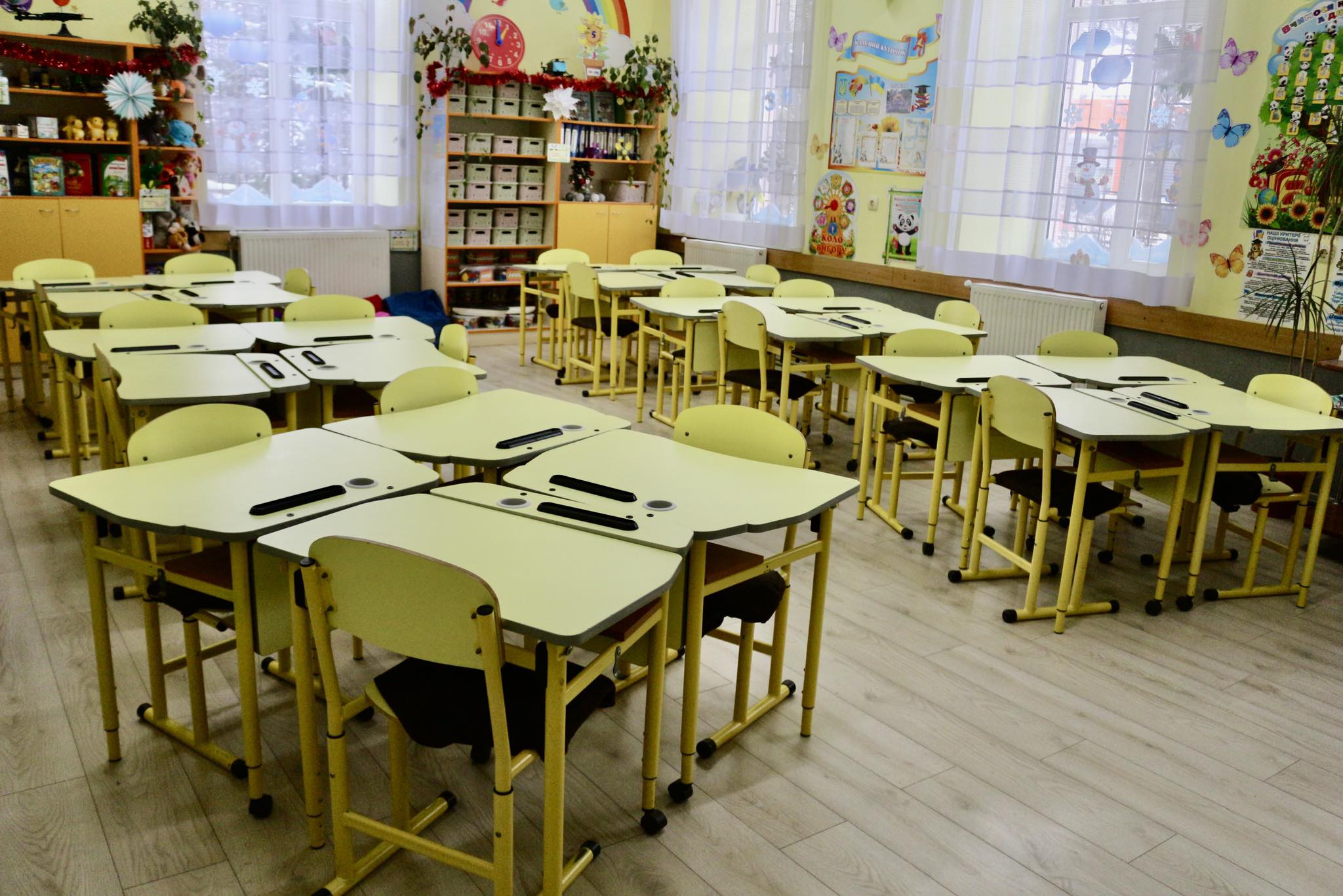 Фото до матеріалу: Останній дзвоник та літні канікули на Коломийщині: коли закінчиться навчальний рік