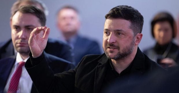 Фото до матеріалу: Зеленський: РФ не імітує припинення вогню, зафіксовано 850 ударів дронами