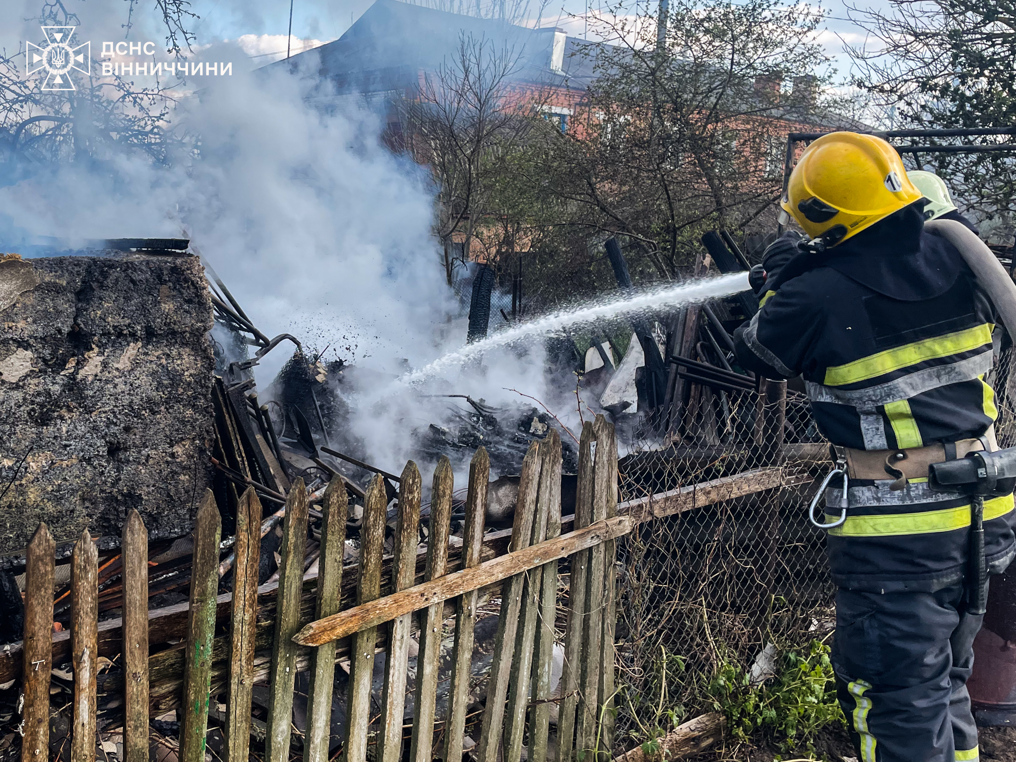 Фото до матеріалу: Вінниччина за добу: 19 пожеж, з них чотири — у житлових будинках