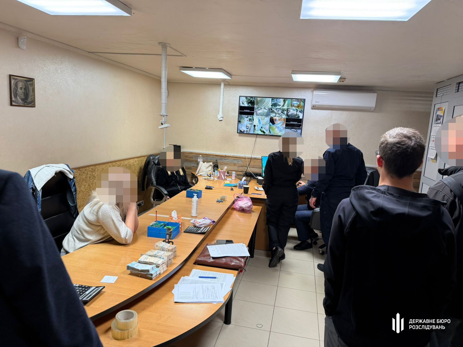 Фото до матеріалу: Викрито схему поборів за допуски до робіт підвищеної небезпеки в Держпраці