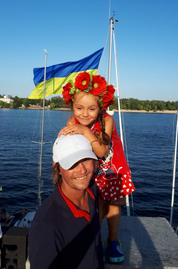 Фото до матеріалу: В родині відомої запорізької художниці викрали дитину: подробиці