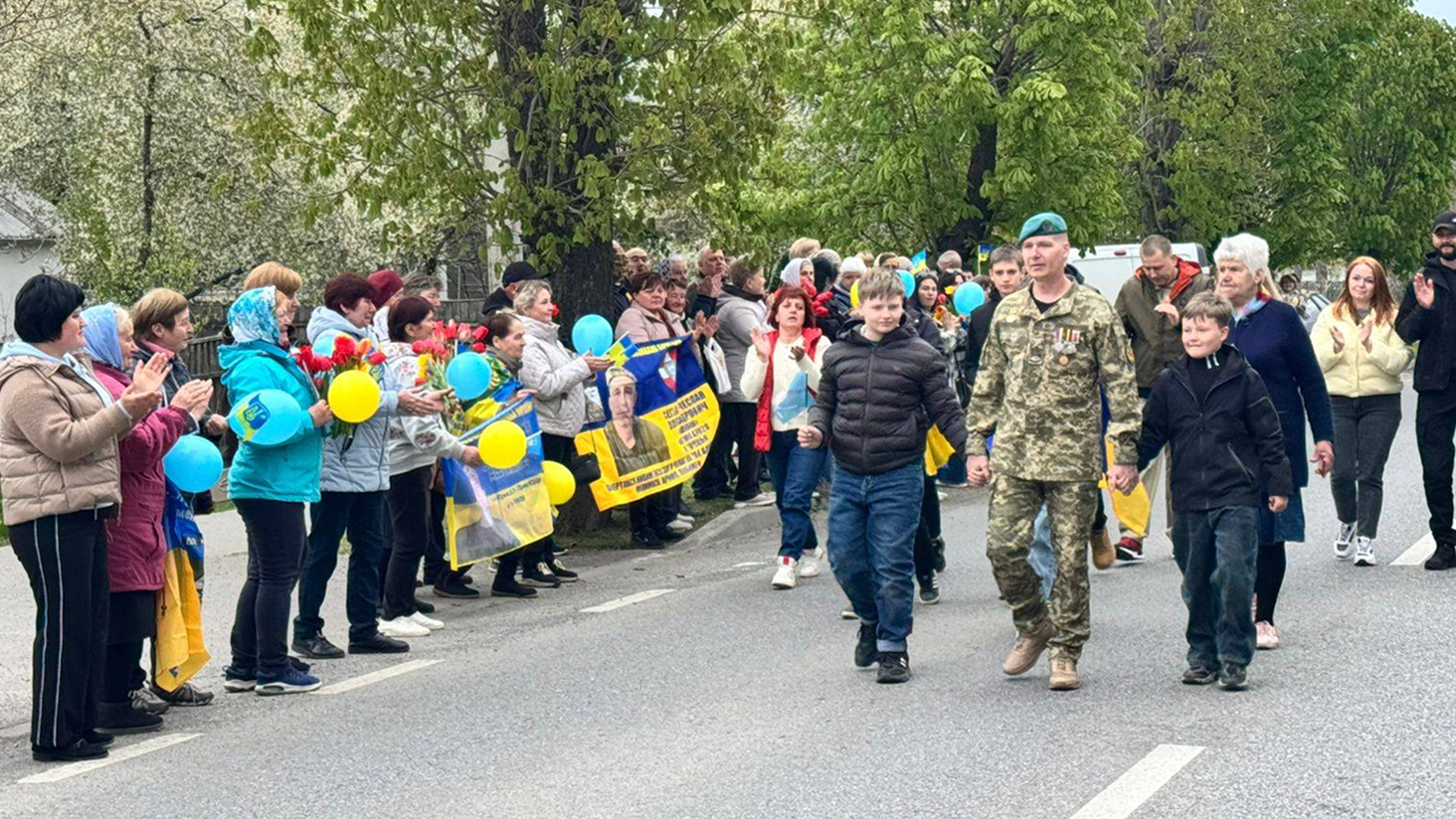 Фото до матеріалу: Руслан Басовський повернувся додому після чотирьох років полону