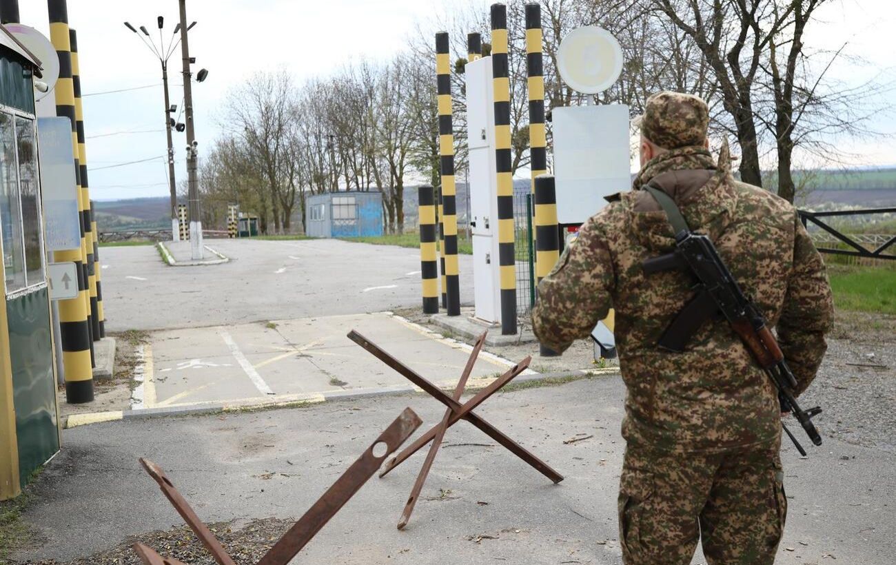 Фото до матеріалу: Україна посилює оборону на кордоні з Придністров'ям