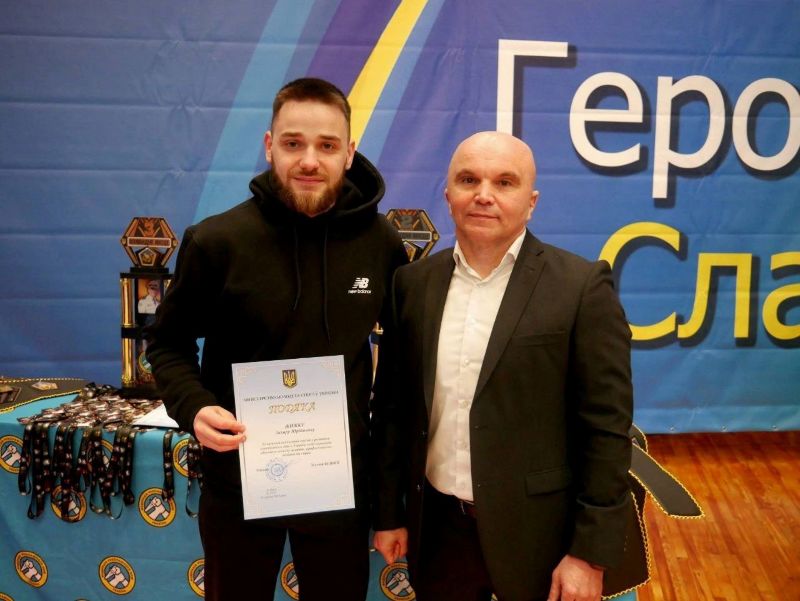 Фото до матеріалу: Херсонські спортсмени здобули перемоги на чемпіонаті України з рукопашного бою в Києві