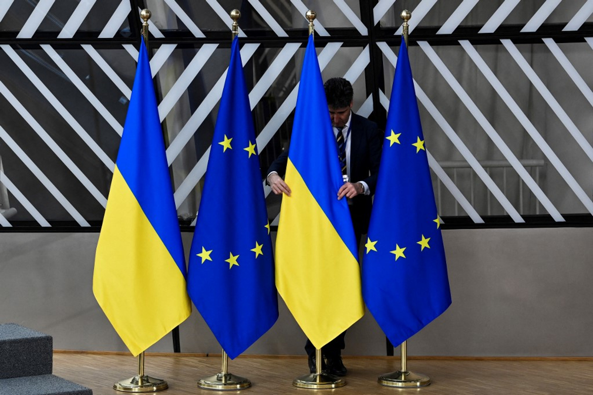 Фото до матеріалу: ЄС може суворіше контролювати 90 мільярдів євро допомоги Україні: що це означає для бізнесу