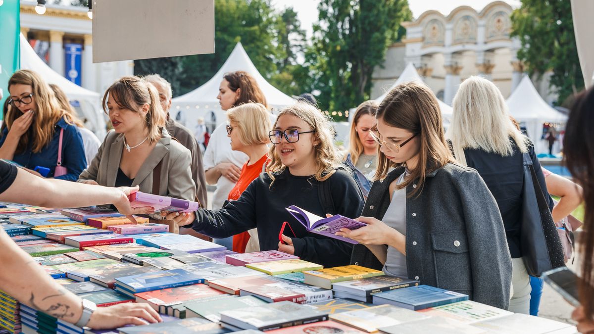 Фото до матеріалу: Фестиваль «Книжкова країна» на ВДНГ: програма, майстер-класи та зустрічі з авторами