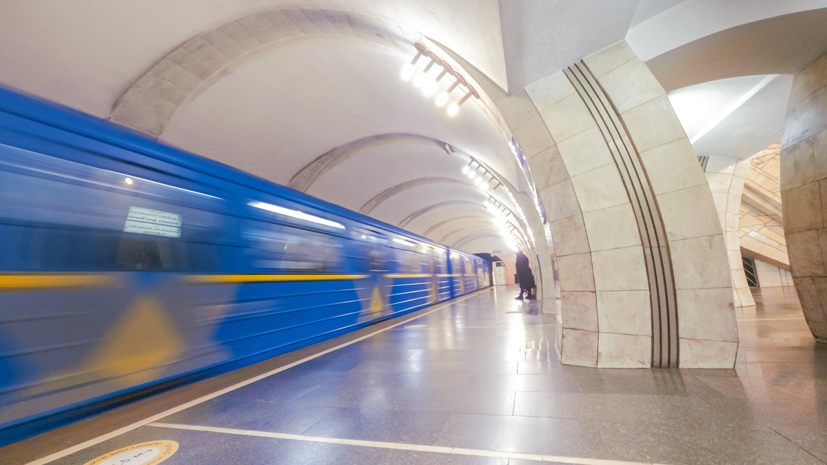 Фото до матеріалу: Станція метро «Либідська»: чи справді підтопило підземку чи це лише ремонт?