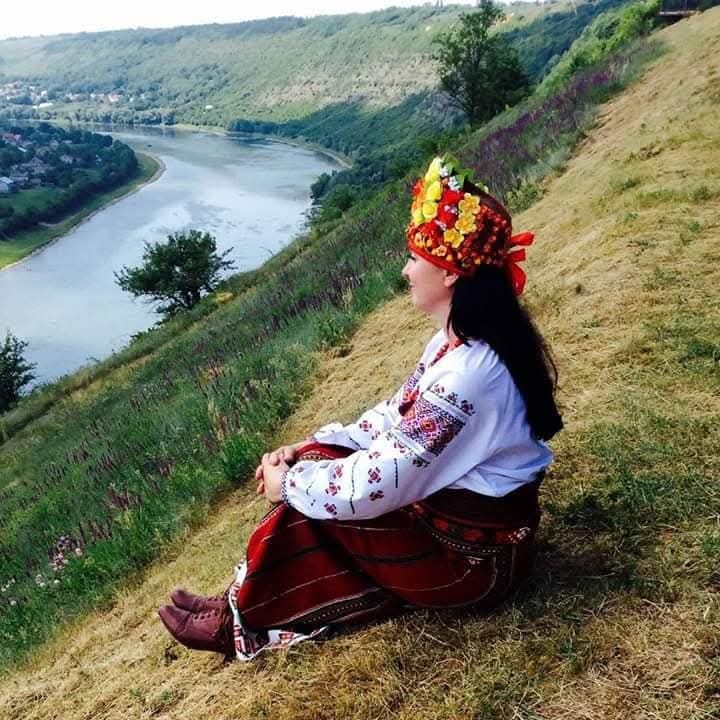 Фото до матеріалу: Ліпка як терапія: історія українки, що творить глиною у Польщі