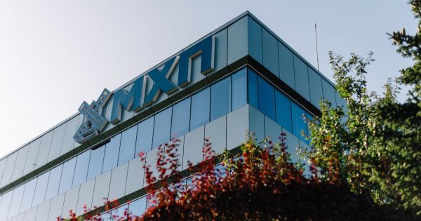 Фото до матеріалу: Високе боргове навантаження МХП стримує інвестиційний інтерес