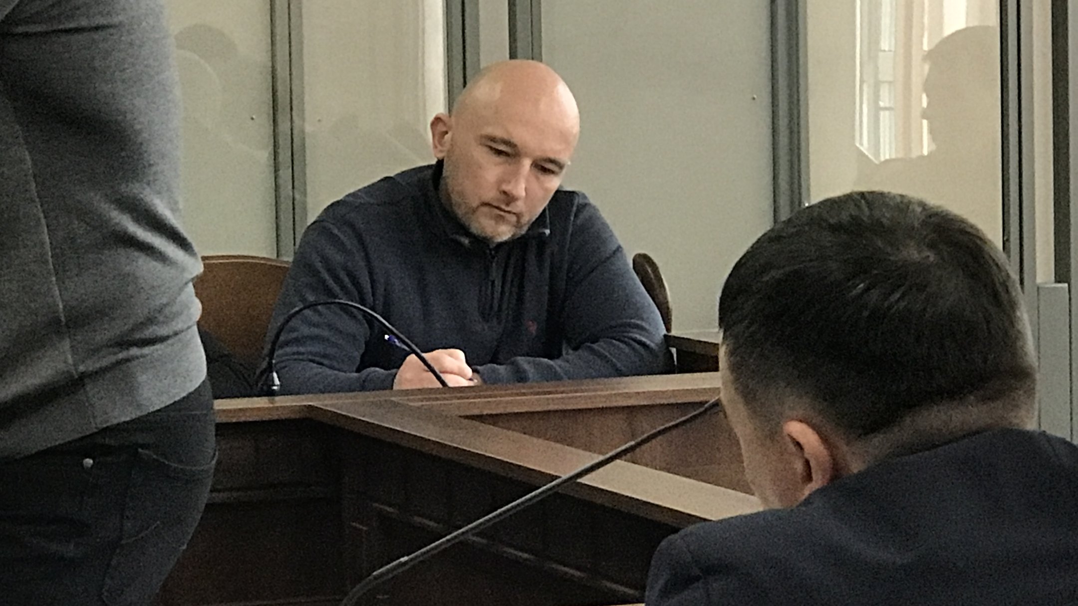 Фото до матеріалу: Екс-суддю Тандира викрили в шахрайстві з квартирами померлих у Києві та Одесі