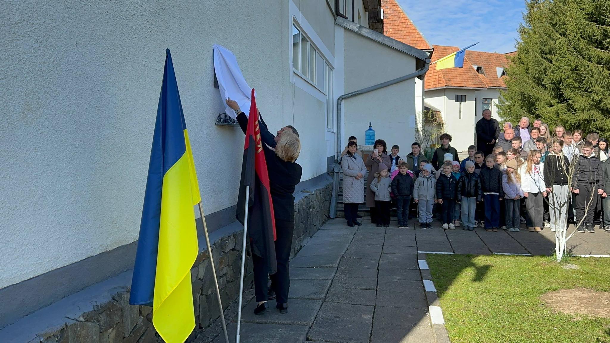 Фото до матеріалу: На Стрийщині відкрили меморіальну дошку на честь Івана Тимчишина