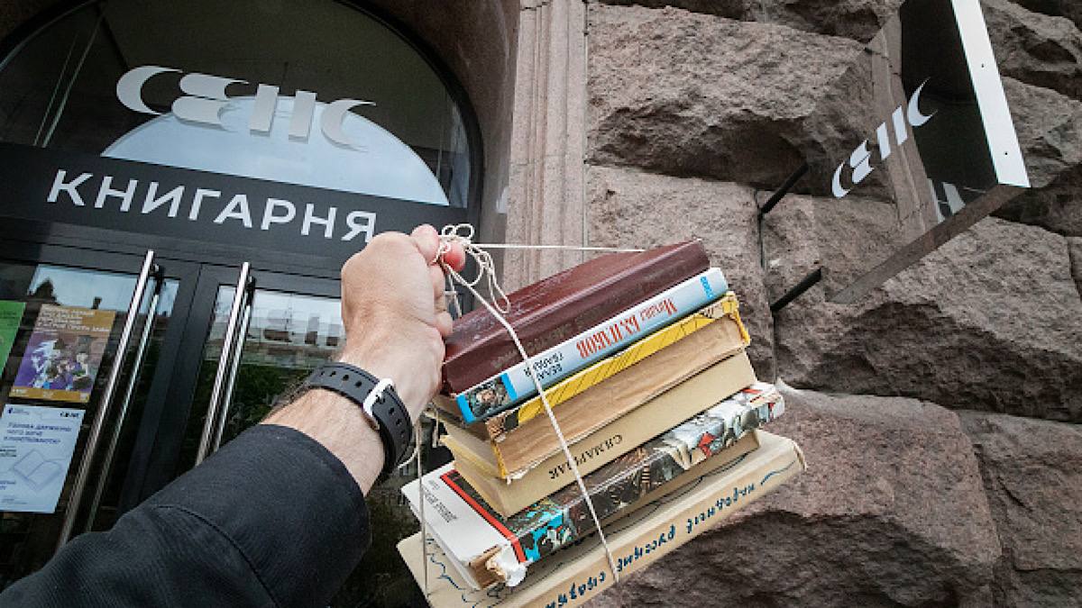 Фото до матеріалу: Василь Стус: перший том Повного зібрання творів презентують у Києві