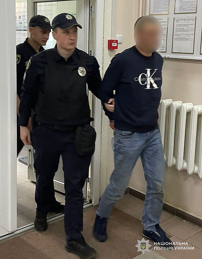 Фото до матеріалу: У Львові чоловік узяв у заручниці школярку, тікаючи від ТЦК: суд обрав запобіжний захід