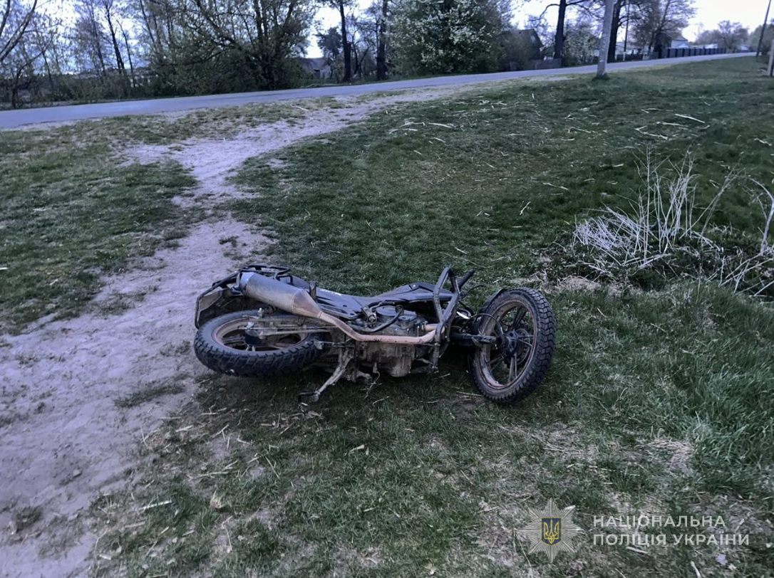 Фото до матеріалу: ДТП у Камінь-Каширському районі: 18-річний мотоцикліст отримав травми