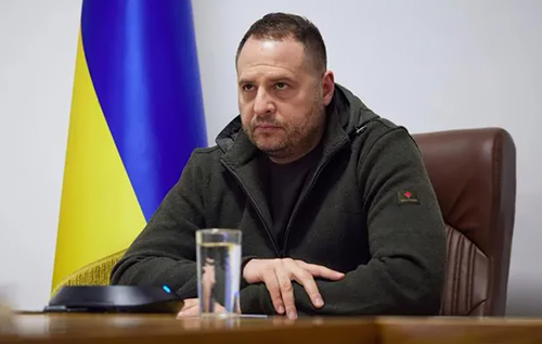 Фото до матеріалу: Радник Зеленського прокоментував підозру Єрмаку: процесуальні дії ще тривають