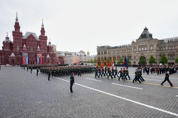 Фото до матеріалу: Парад у Москві 2026: найкоротший у історії без техніки та з відключеним інтернетом