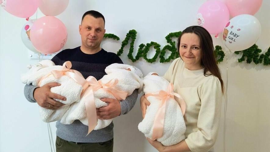 Фото до матеріалу: У Львові вперше в історії лікарні святого Миколая народилася природна трійня