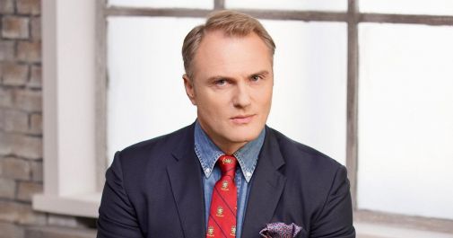 Фото до матеріалу: Мама Євгена Рибчинського перенесла інсульт: зірка розповідає про стан матері