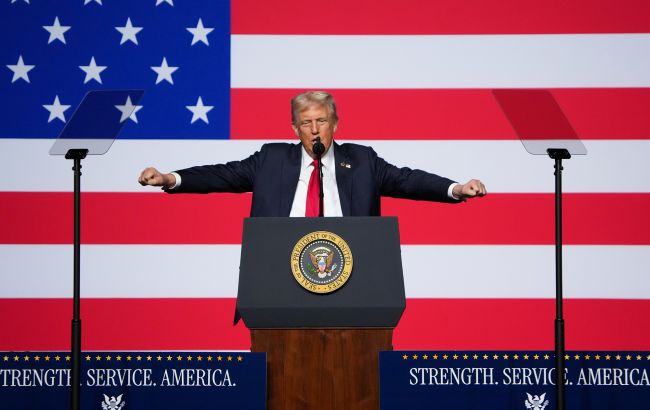 Фото до матеріалу: Трамп у жартівливій формі натякнув на перебування на посаді президента ще 8-9 років