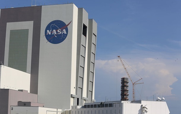 Фото до матеріалу: NASA перенесла місію Artemis III на кінець 2027 року