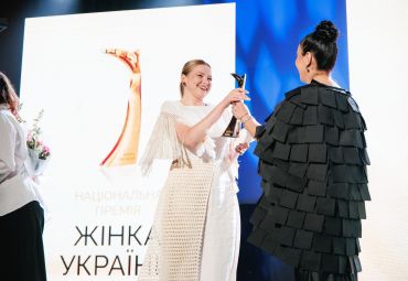 Фото до матеріалу: Як обрати сяючий подарунок на День матері: огляд колекції Swarovski Gema