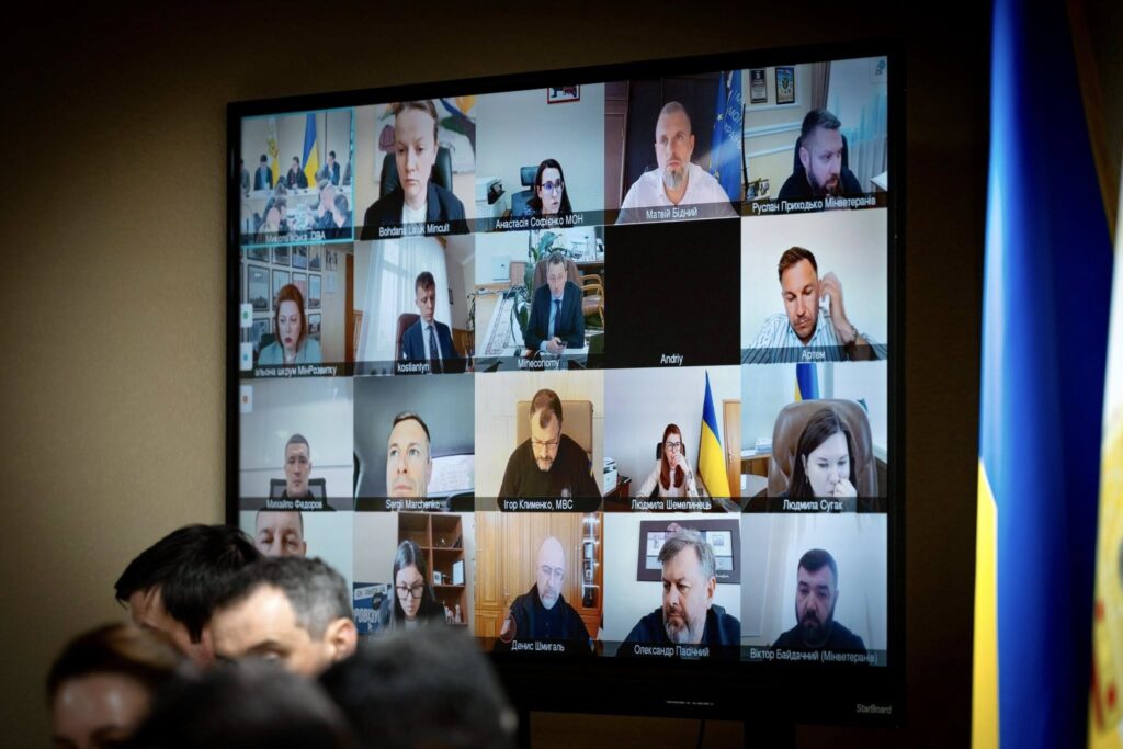 Фото до матеріалу: Уряд на Миколаївщині: новий механізм фінансування доріг та захист енергетики