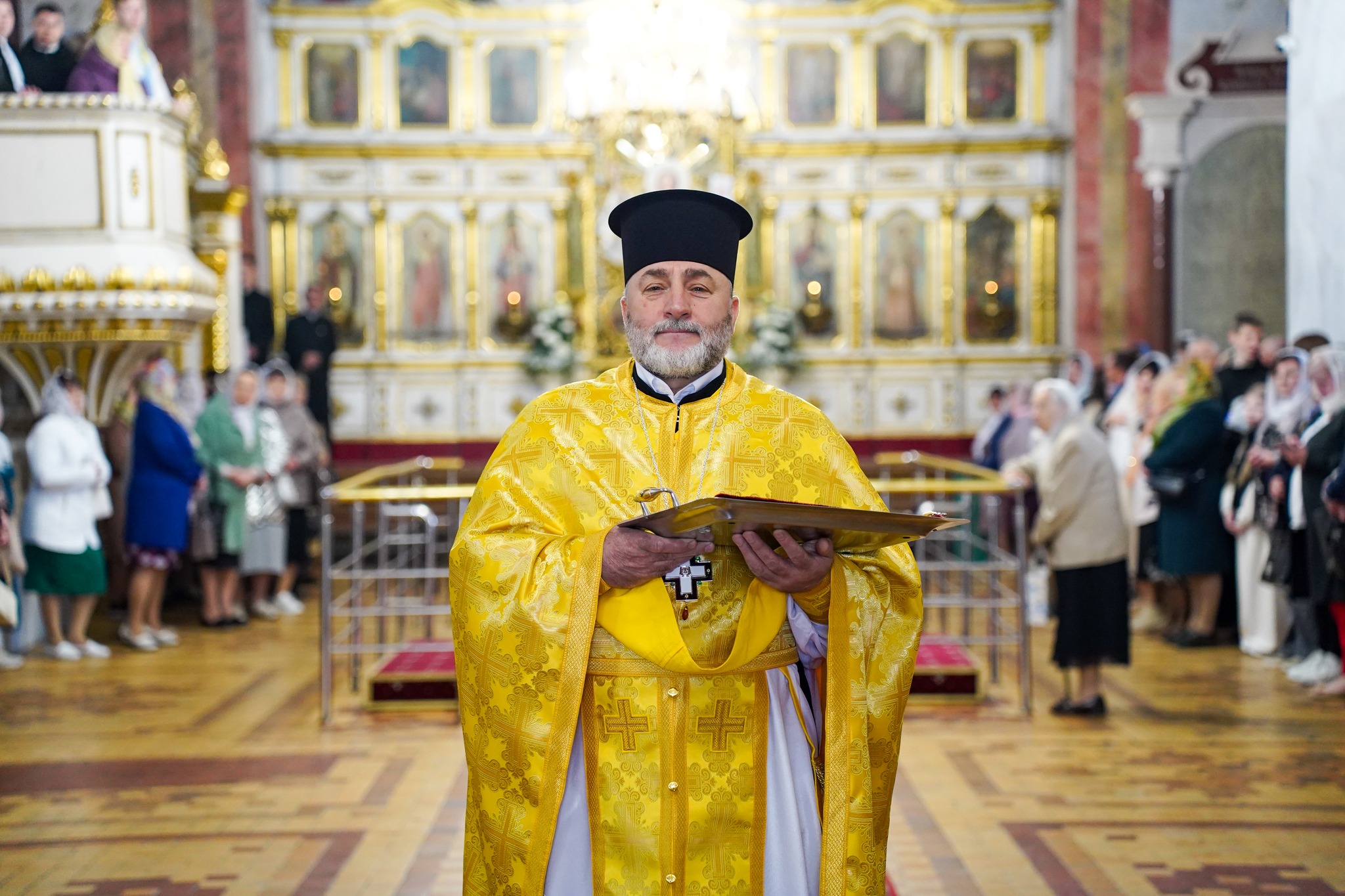 Фото до матеріалу: Митрополит Луцький і Волинський Михаїл відзначив 60-річчя: урочисте богослужіння у кафедральному соборі