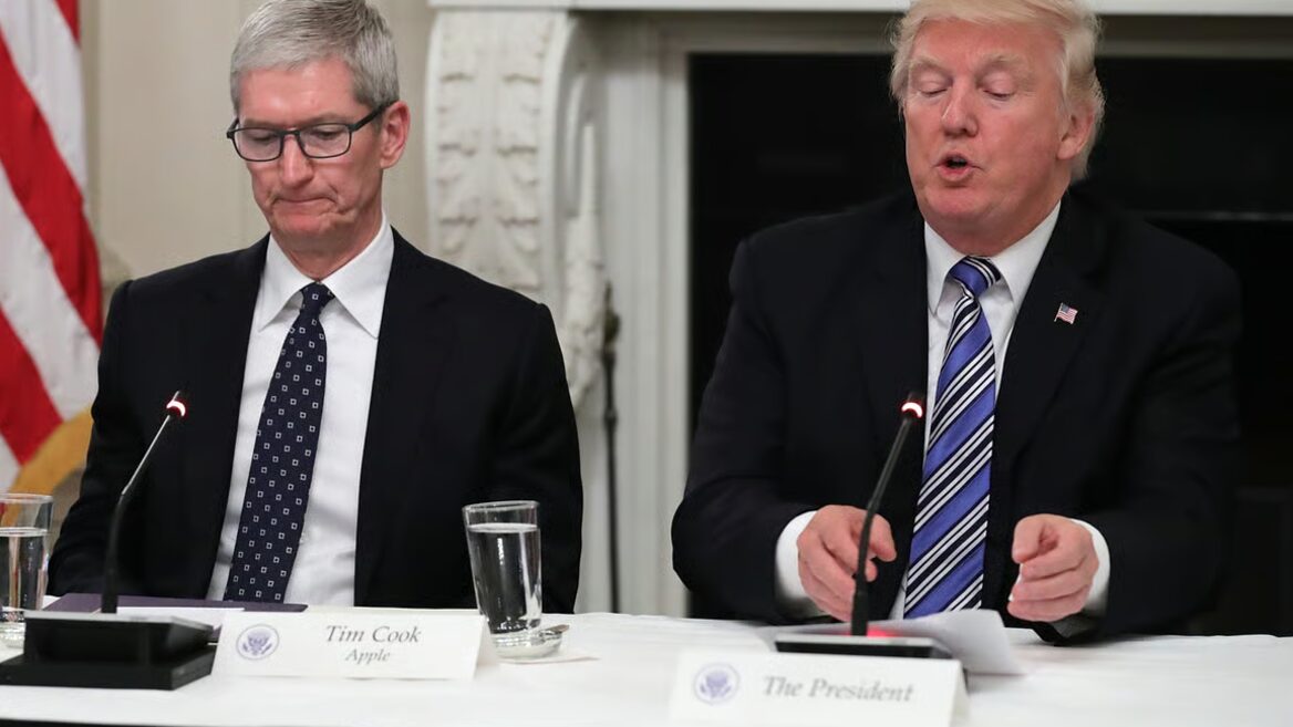 Фото до матеріалу: Apple шукає нових постачальників чипів: Intel та Samsung