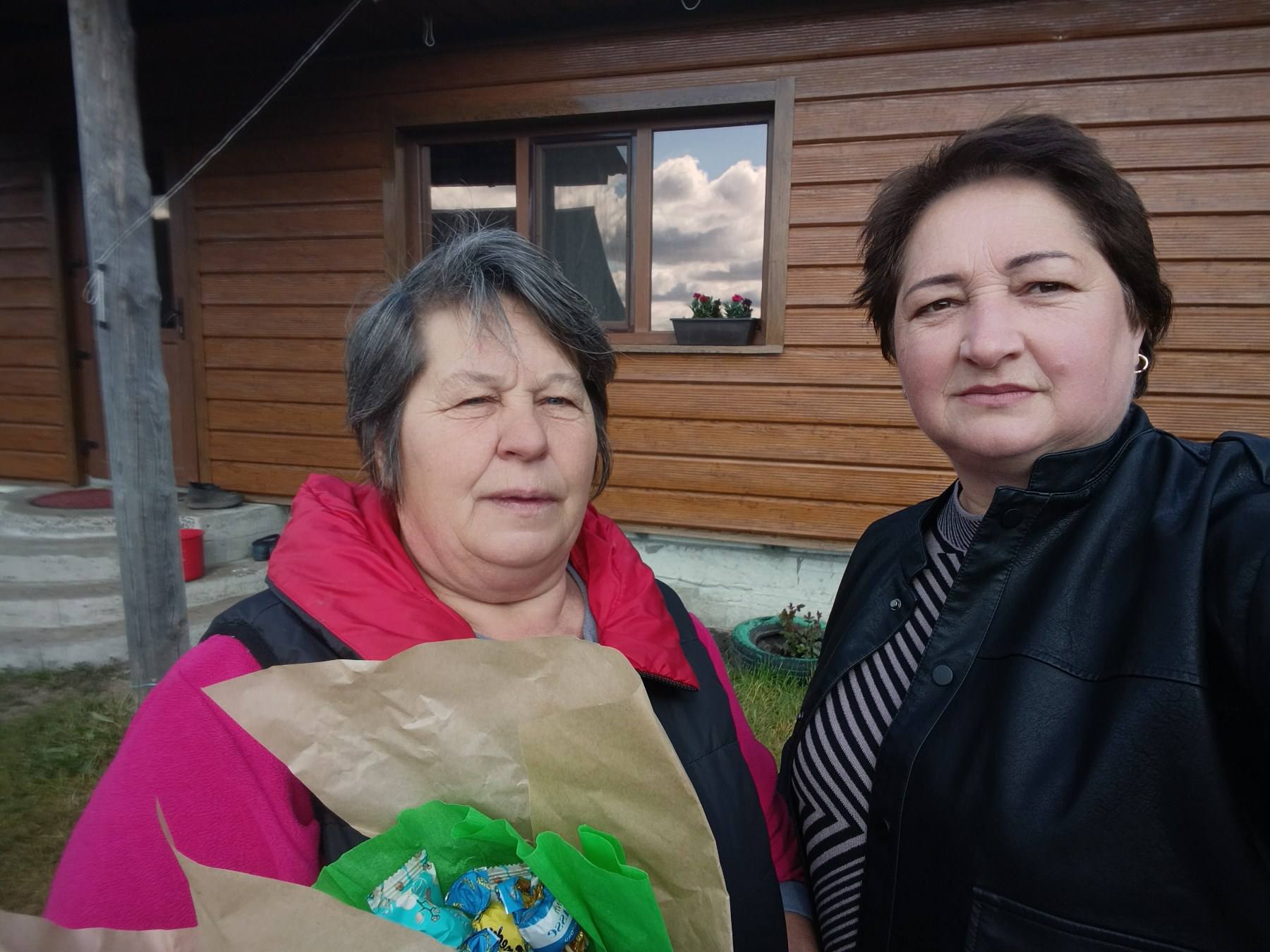 Фото до матеріалу: Матері Героїв та безвісти зниклих захисників Поворської громади отримали слова підтримки