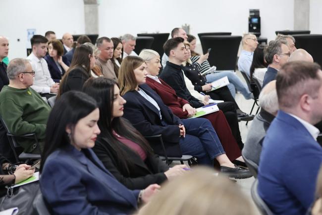 Фото до матеріалу: Громади Рівненщини отримали шанс на 90 тисяч євро для екологічних проєктів