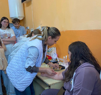 Фото до матеріалу: У Врадіївці школярі побачили, як працюють лікарі сімейної практики