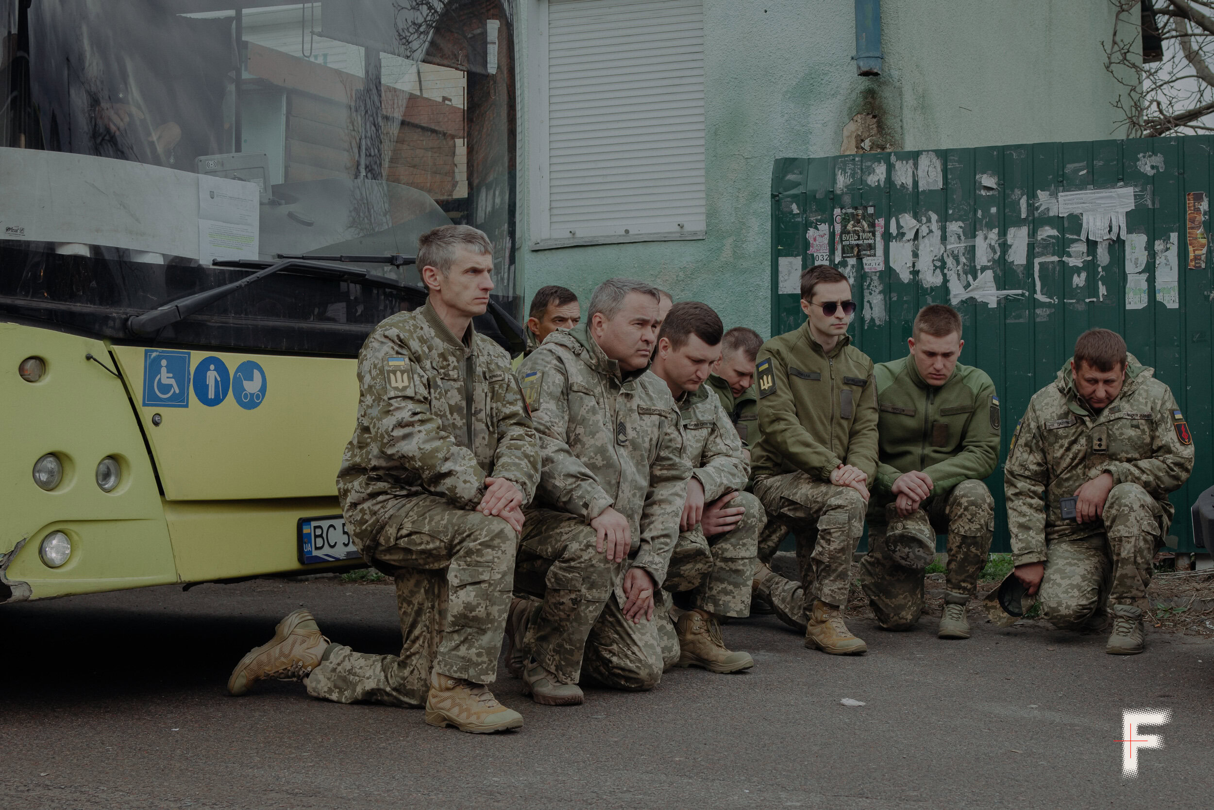 Фото до матеріалу: Військовий оркестр щодня грає на похоронах військових