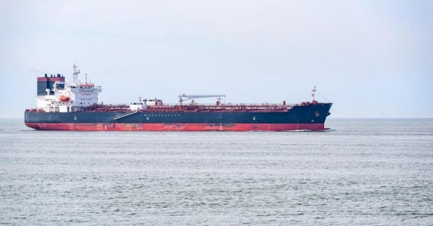 Фото до матеріалу: Іран затримав власний танкер з нафтою: деталі інциденту в Оманській затоці