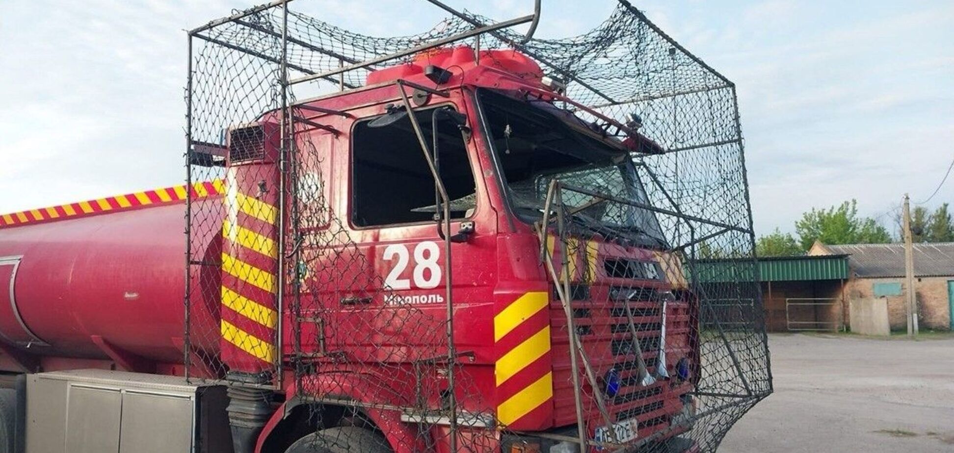 Фото до матеріалу: Росіяни атакували рятувальників на Дніпропетровщині: поранений водій та постраждала дитина