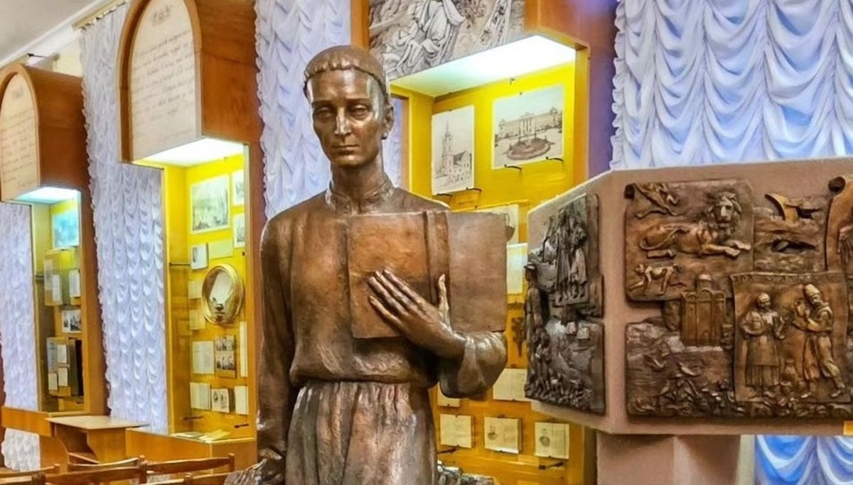 Фото до матеріалу: Національний музей літератури України: від Колегії Галагана до сучасної експозиції