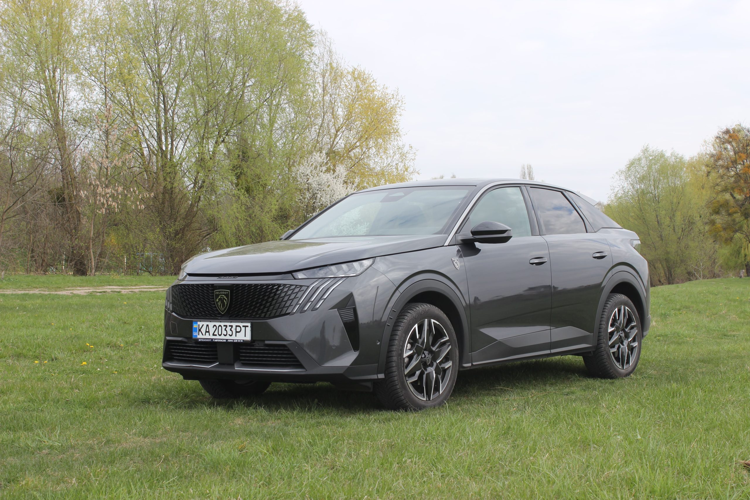 Фото до матеріалу: Тест-драйв Peugeot 3008: чи вартий новий француз українських доріг