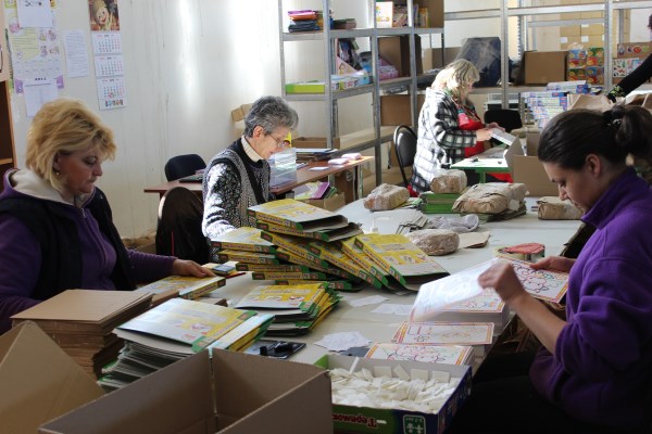 Фото до матеріалу: Вітчизняна іграшка: як у Жовкві створюють безпечні та розвиваючі ігри для дітей