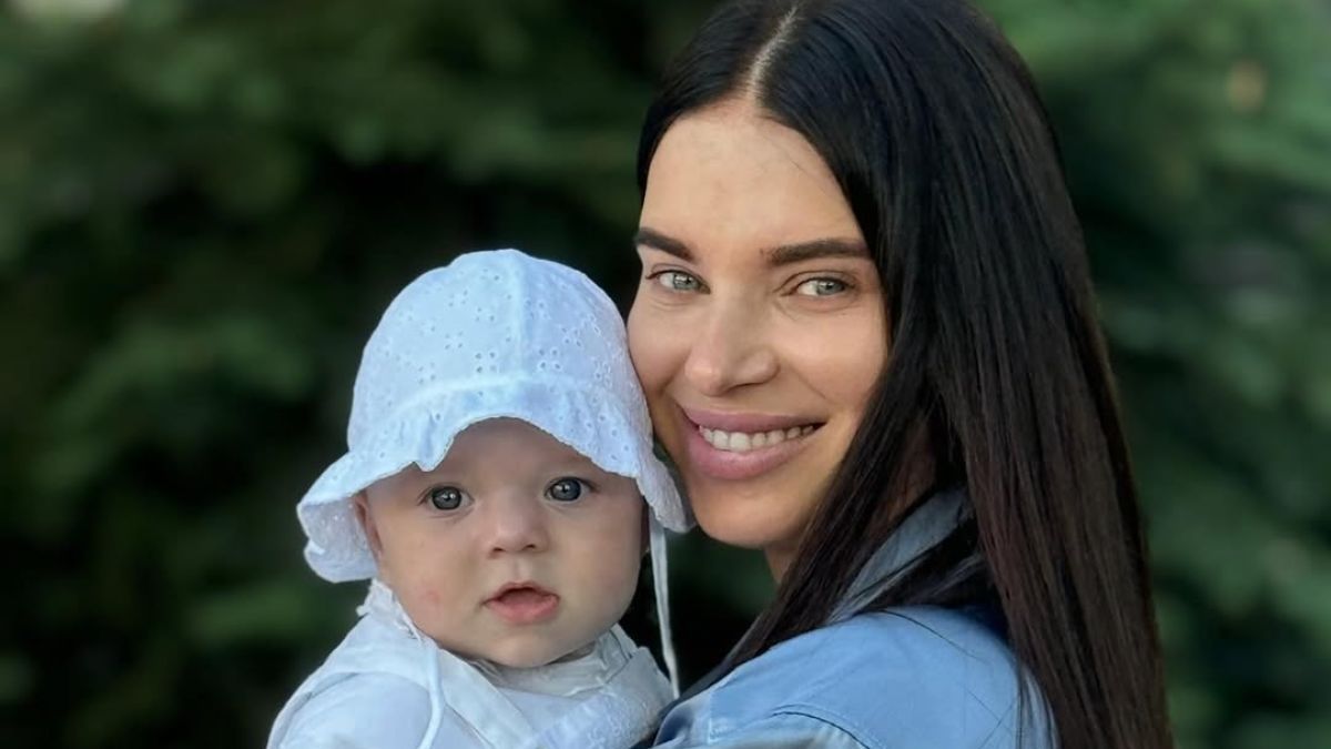 Фото до матеріалу: Родина Усиків розділена між Україною та Іспанією: як вони виживають під час війни