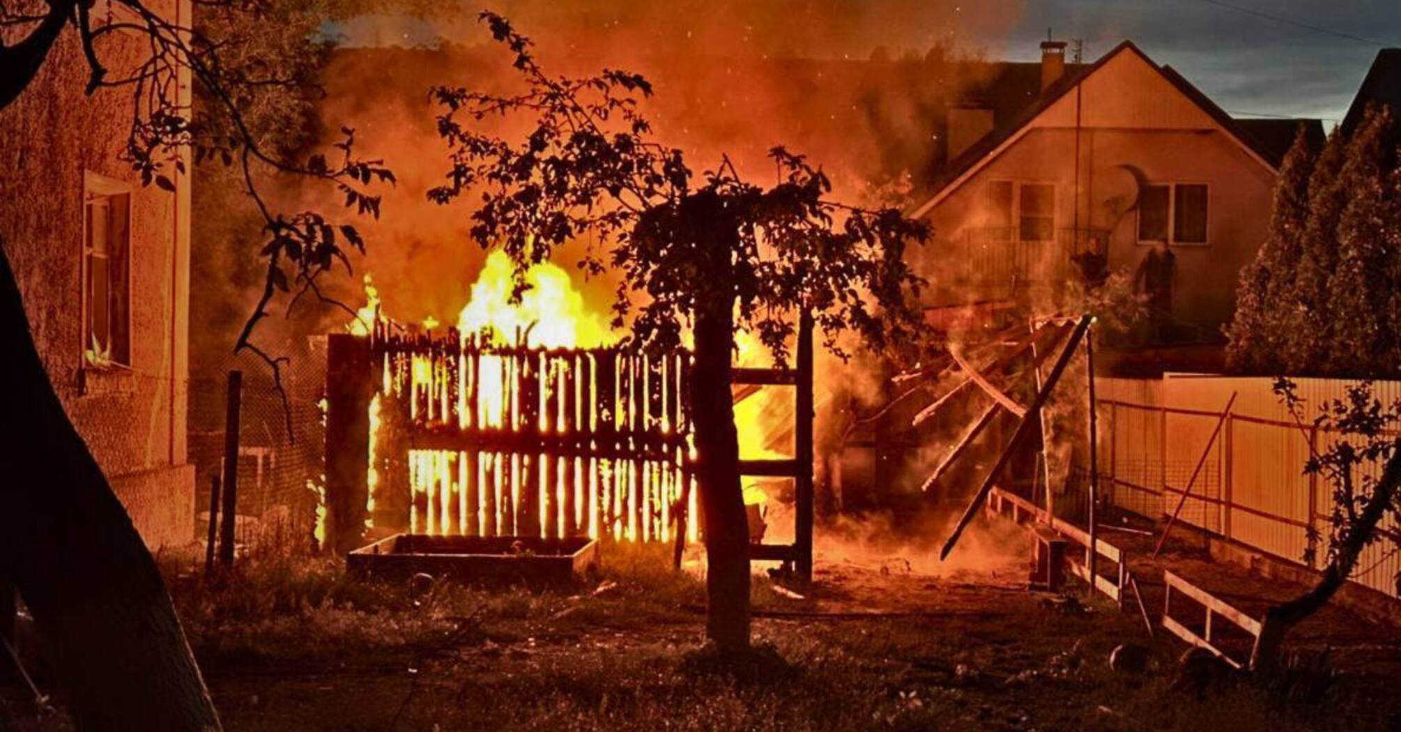Фото до матеріалу: Росія атакувала Київщину: пошкоджено будинки, постраждала дитина